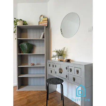 Antique - Charming Place, 15 Minutes To Old Town & Seaside Séjour chez l'habitant *